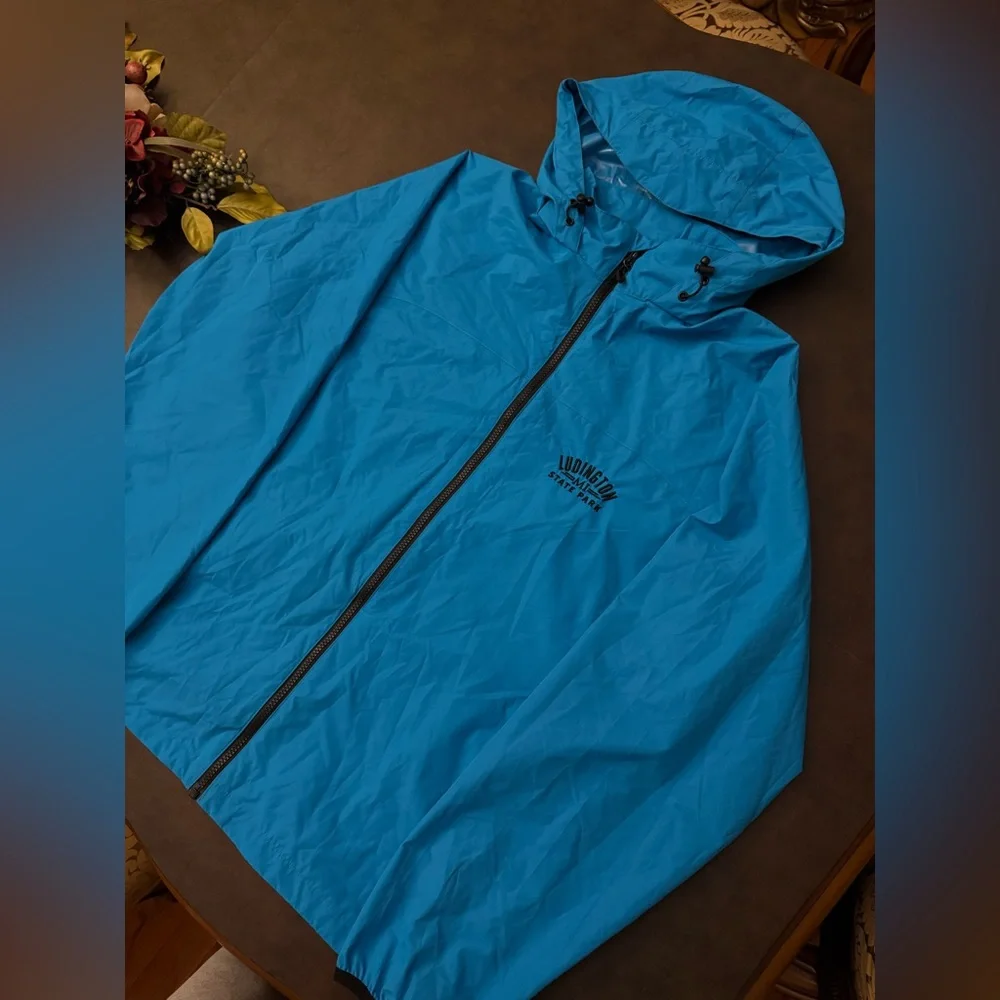 Ludington, Michigan State Park Blue Nylon Hooded Full Zip Jacket; Size XL - Picture 2 of 8